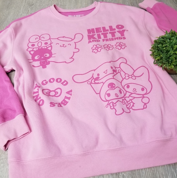 Hello Kitty and Friends cozy sweatshirt - Picture 9 of 12